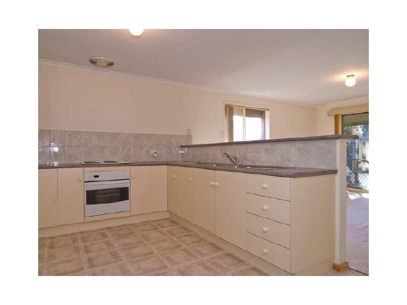 72 Oxford Street, Oakden SA 5086