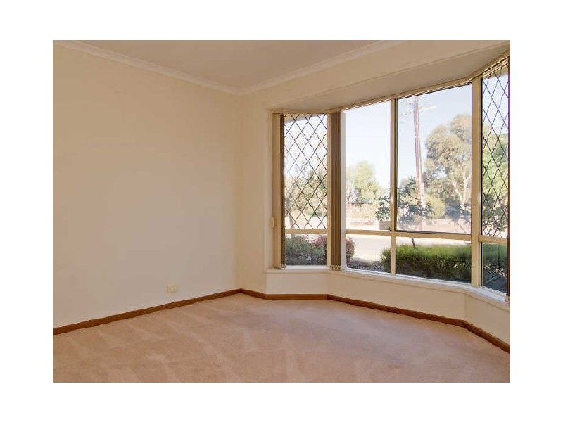 72 Oxford Street, Oakden SA 5086