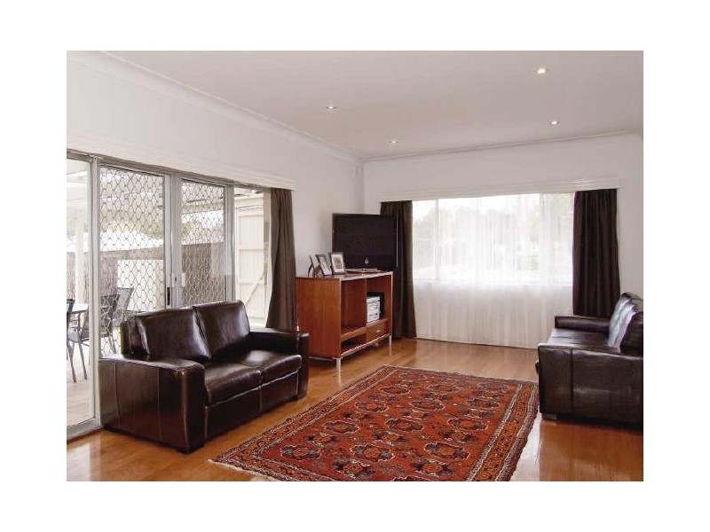 8 Sargeant Avenue, Dernancourt SA 5075