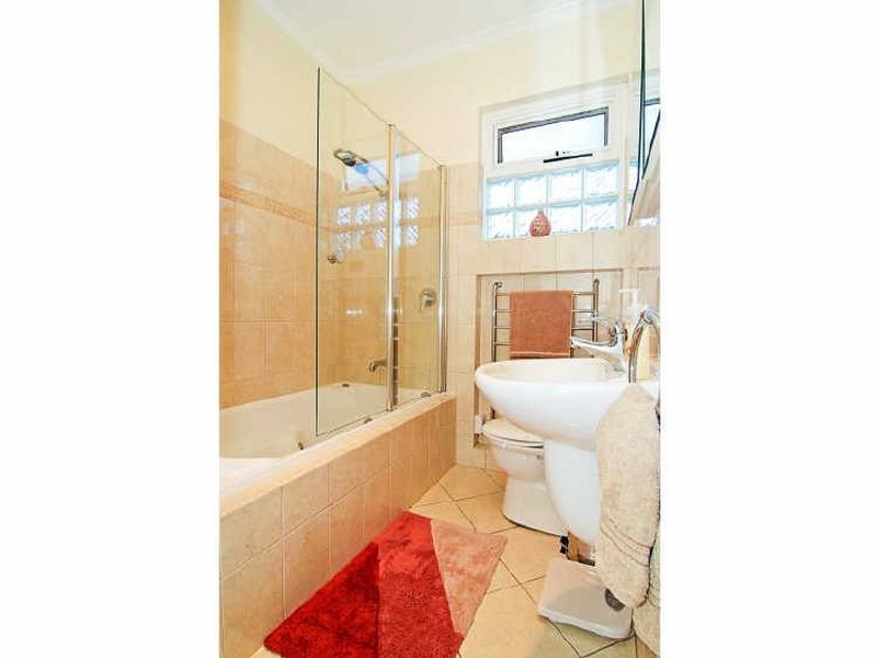 24 Hillsea Avenue, Clearview SA 5085