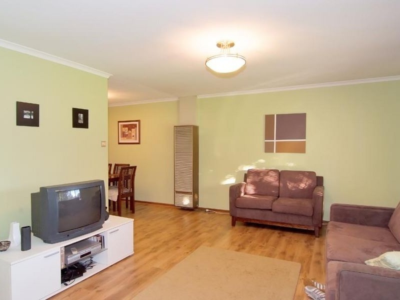 27 Kestral Way, Modbury Heights SA 5092