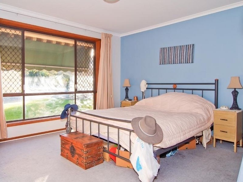 27 Kestral Way, Modbury Heights SA 5092