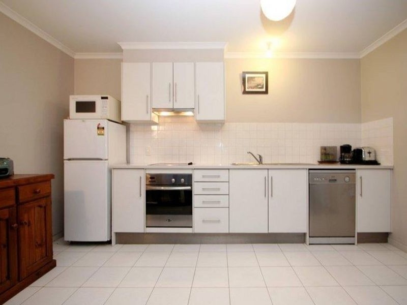 8/2 Fisher Place, Mawson Lakes SA 5095