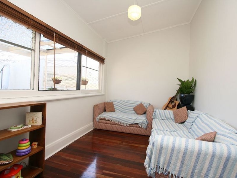 9 Marlborough Avenue, Woodville Park SA 5011