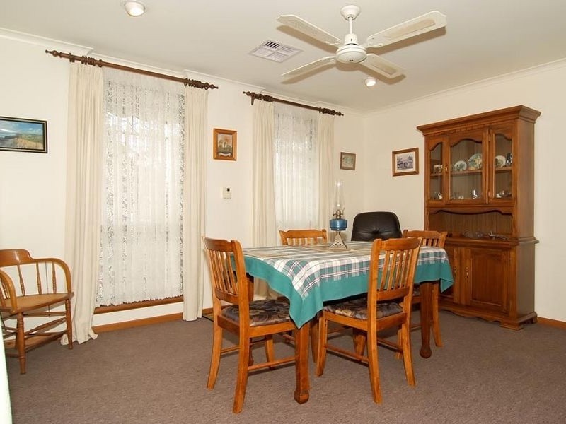 5a Collingrove Avenue, Broadview SA 5083