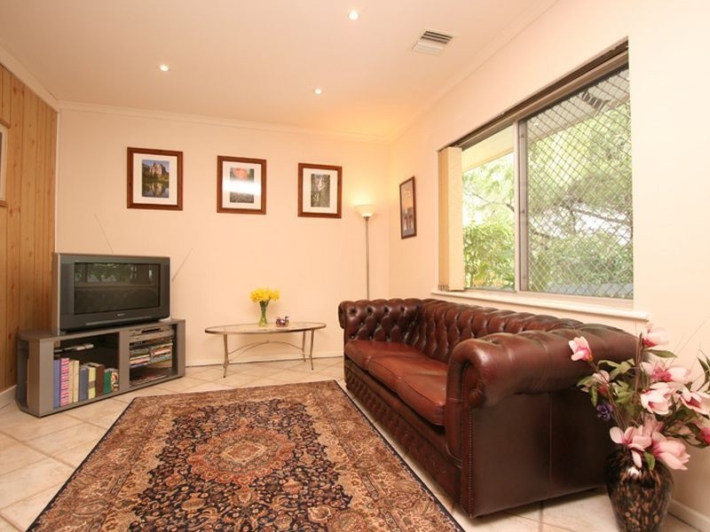 21 Hutton Street, Klemzig SA 5087