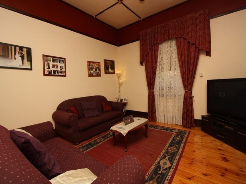 24 Addison Road, Pennington SA 5013