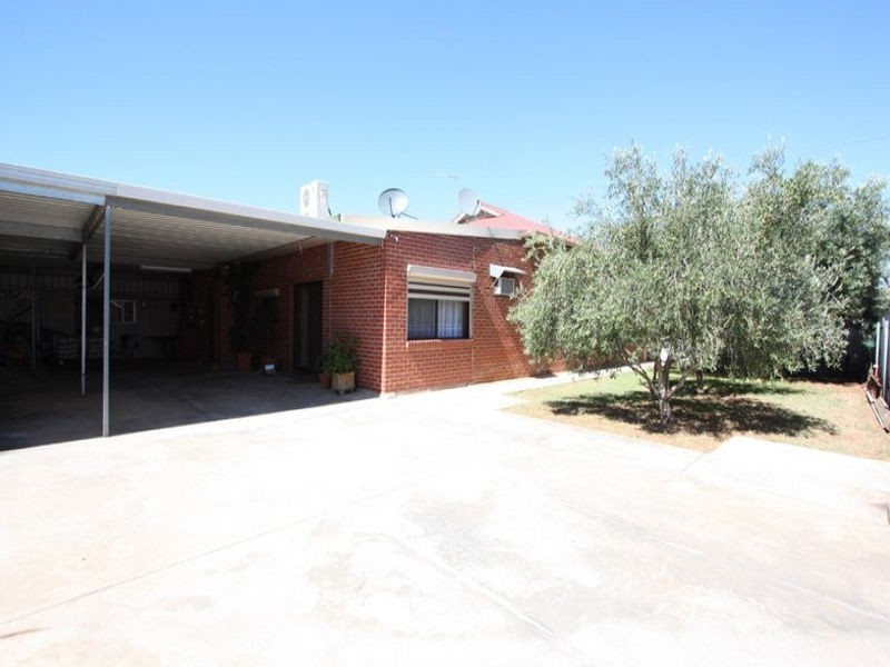 24 Addison Road, Pennington SA 5013