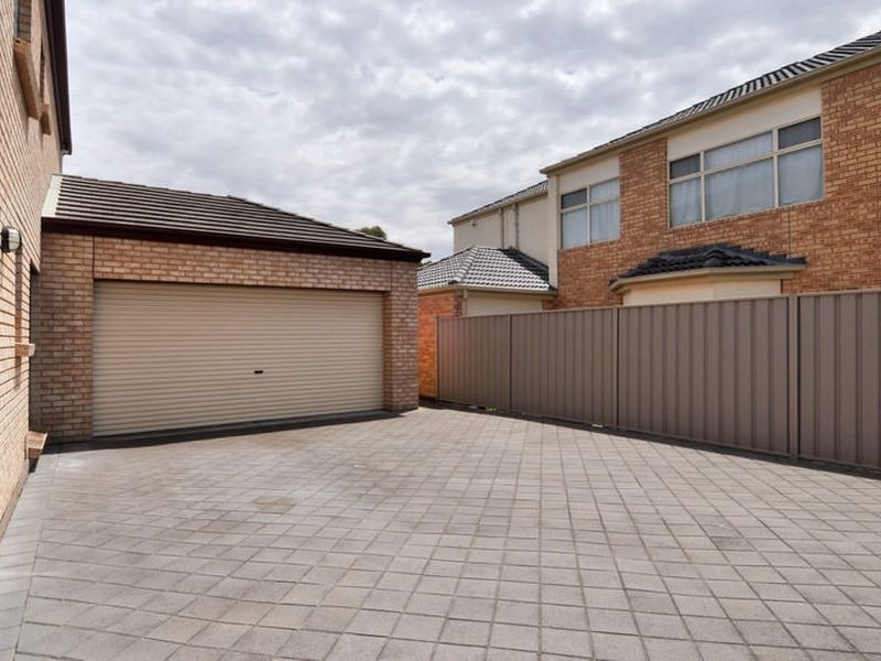 3 Hilltop Drive, Oakden SA 5086