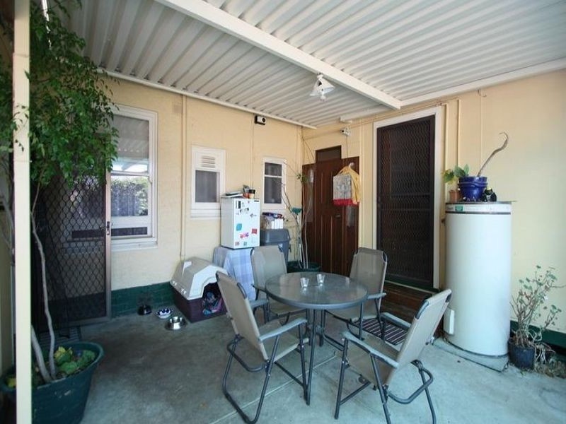 11 Davis Street, Woodville South SA 5011