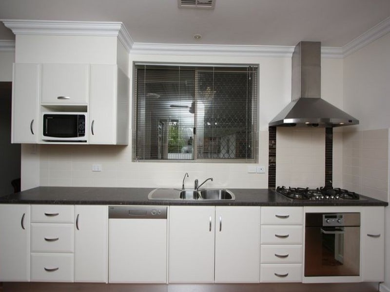 16 Glenere Drive, Modbury SA 5092