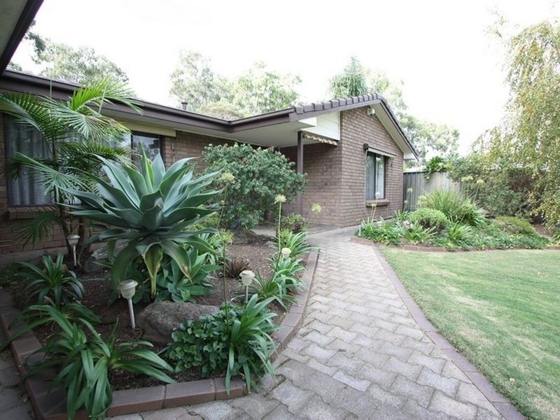 11 Orange Grove Circuit, Dernancourt SA 5075