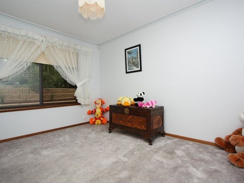 11 Orange Grove Circuit, Dernancourt SA 5075