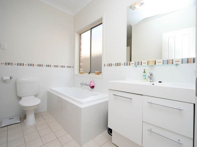 14 Manoora Street, Greenacres SA 5086