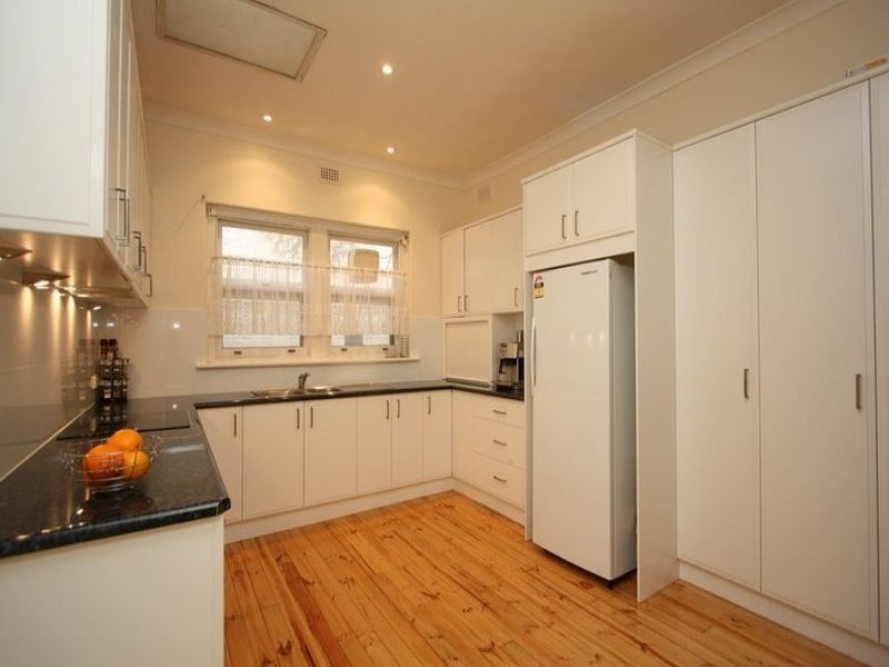 154 North East Road, Vale Park SA 5081