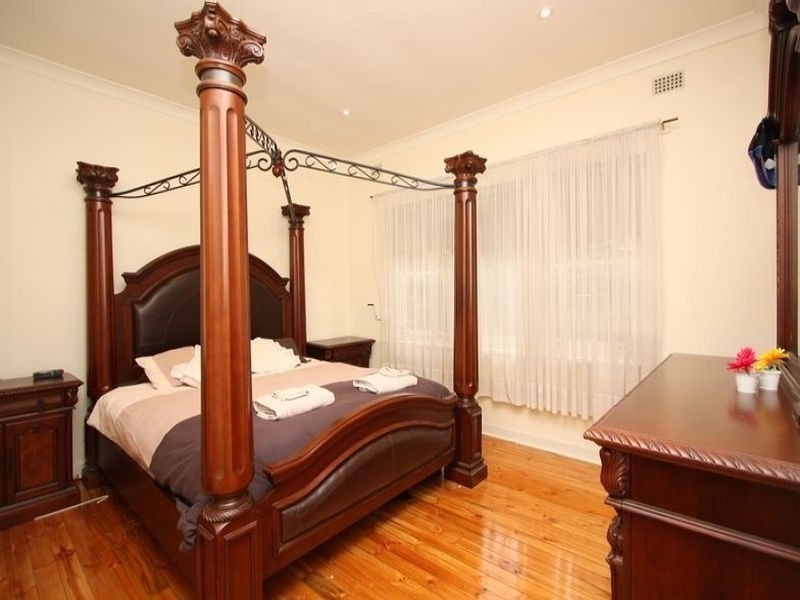 154 North East Road, Vale Park SA 5081