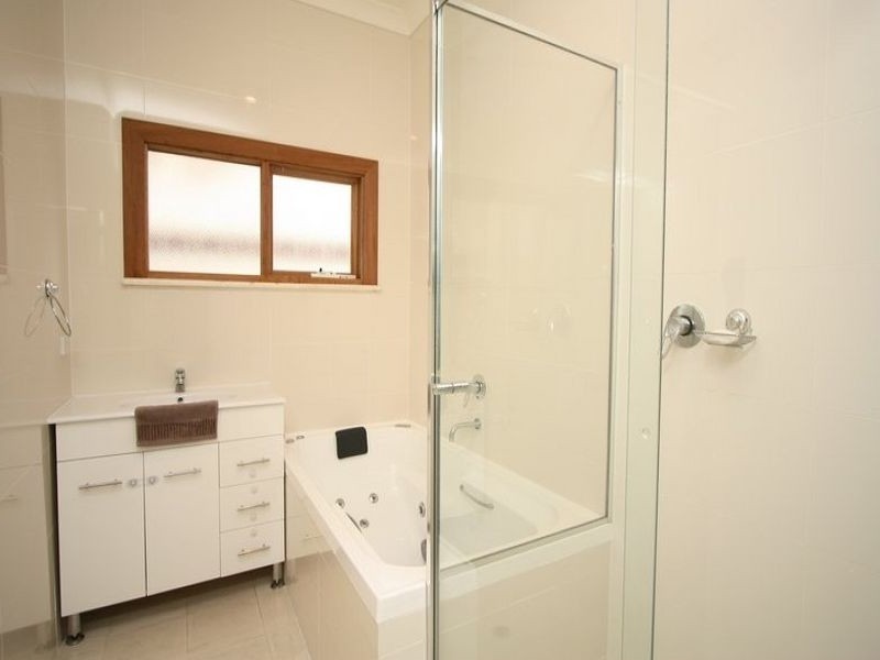 154 North East Road, Vale Park SA 5081