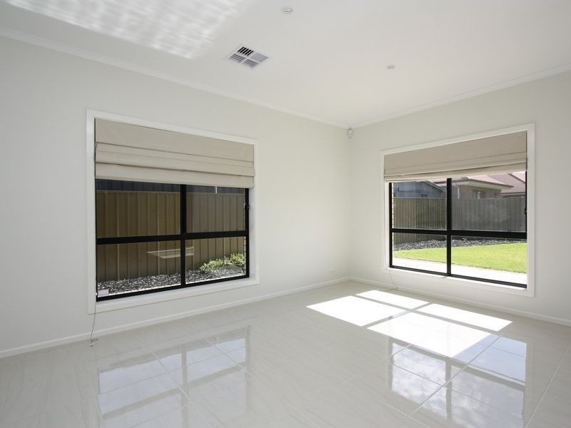 24 Karri Drive, Dernancourt SA 5075