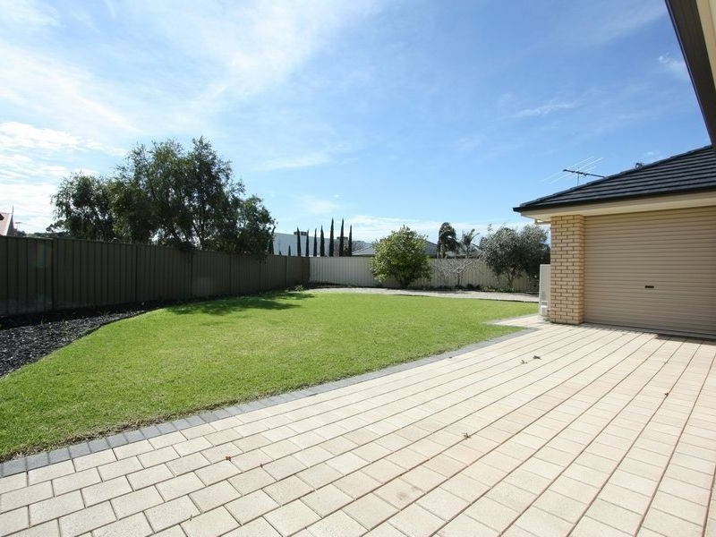 24 Karri Drive, Dernancourt SA 5075