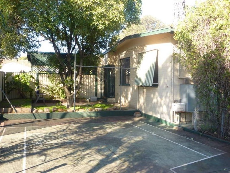 15 Morris Drive, Valley View SA 5093