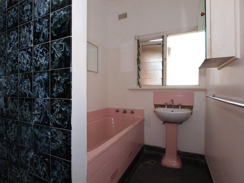 9 Rothesay Avenue, Glenelg North SA 5045