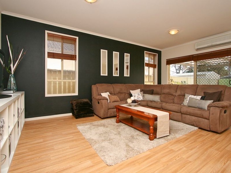 4 Browning Street, Clearview SA 5085