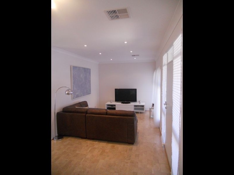 3 Hull Street, Brompton SA 5007