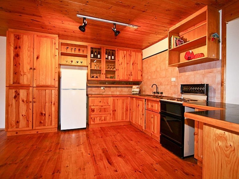 11 Bataan Road, Salisbury Heights SA 5109