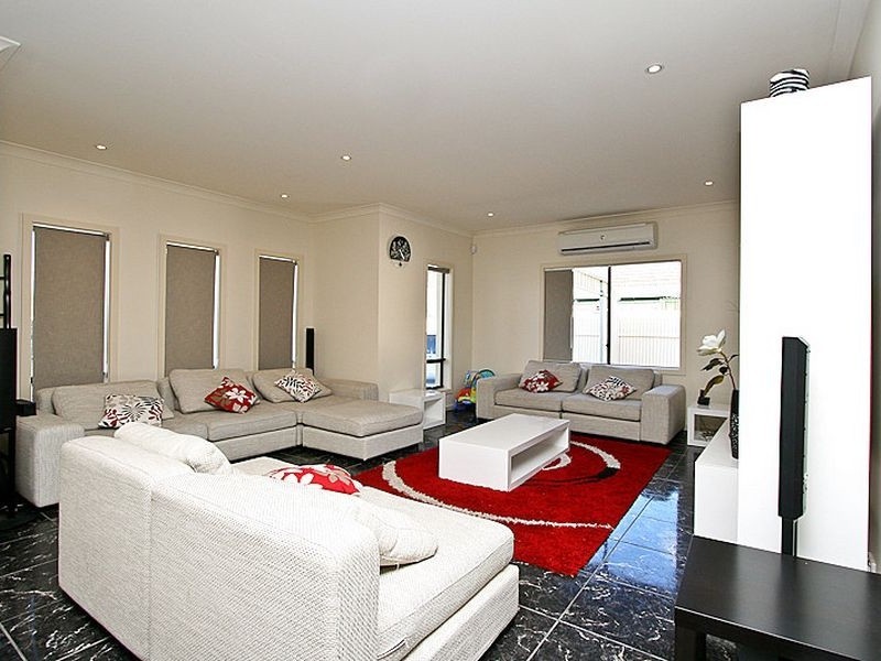 2a Tarakan Avenue, Enfield SA 5085