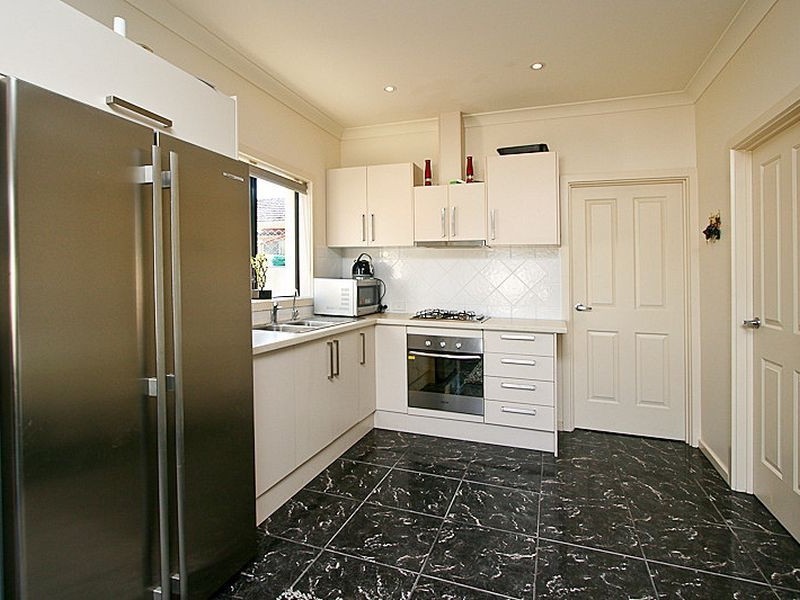 2a Tarakan Avenue, Enfield SA 5085