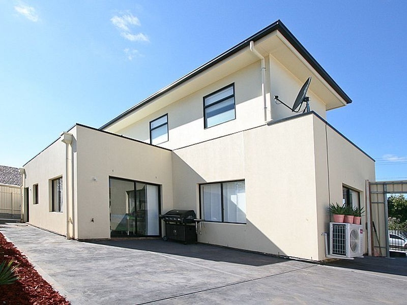 2a Tarakan Avenue, Enfield SA 5085