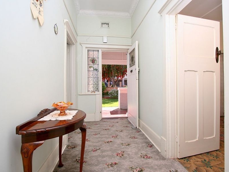 24 Angas Avenue, Vale Park SA 5081