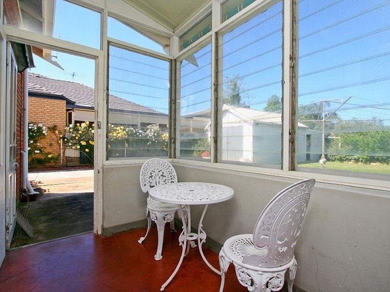 24 Angas Avenue, Vale Park SA 5081