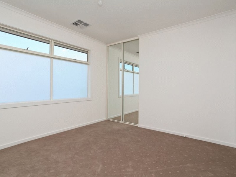 16 The Parkway, Klemzig SA 5087