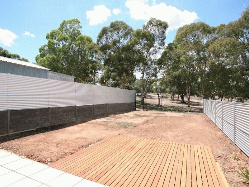 16 The Parkway, Klemzig SA 5087