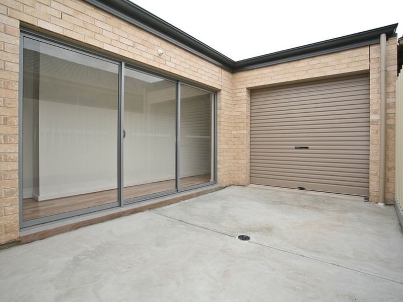 25 Leander Crescent, Greenacres SA 5086