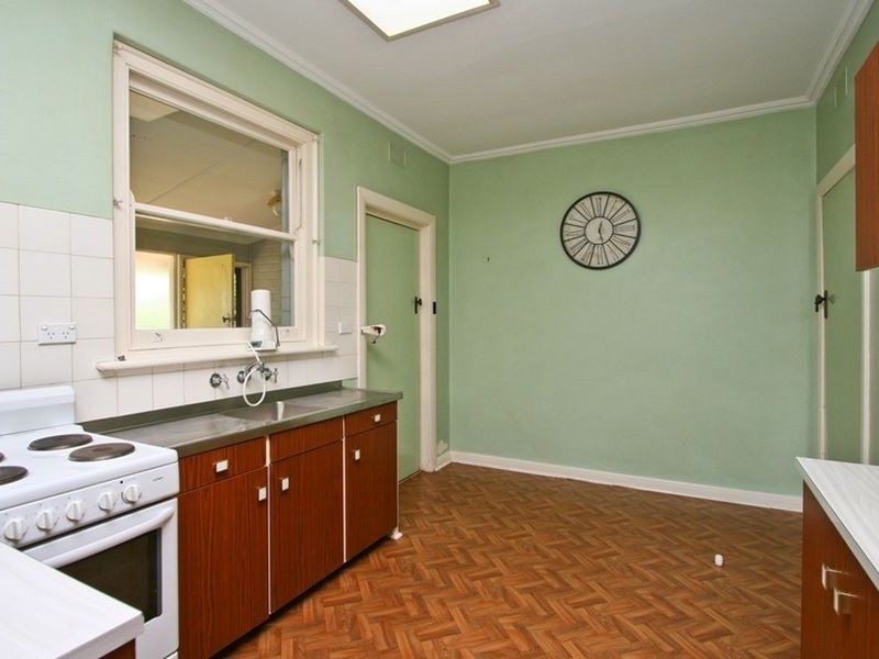 24 Romilly Avenue, Manningham SA 5086