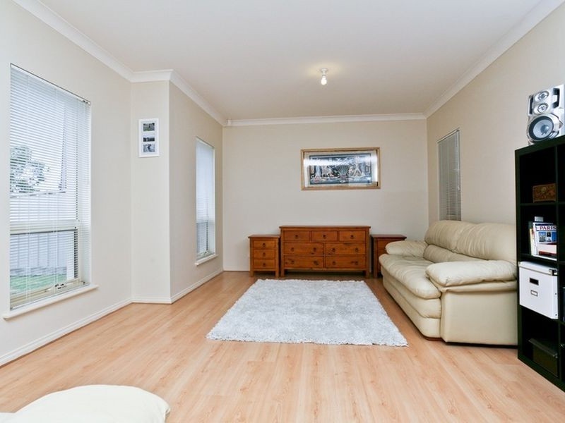 1b Tribal Street, Hillcrest SA 5086