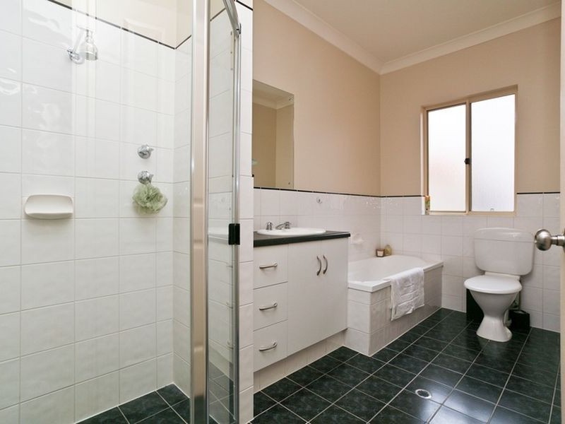 1b Tribal Street, Hillcrest SA 5086