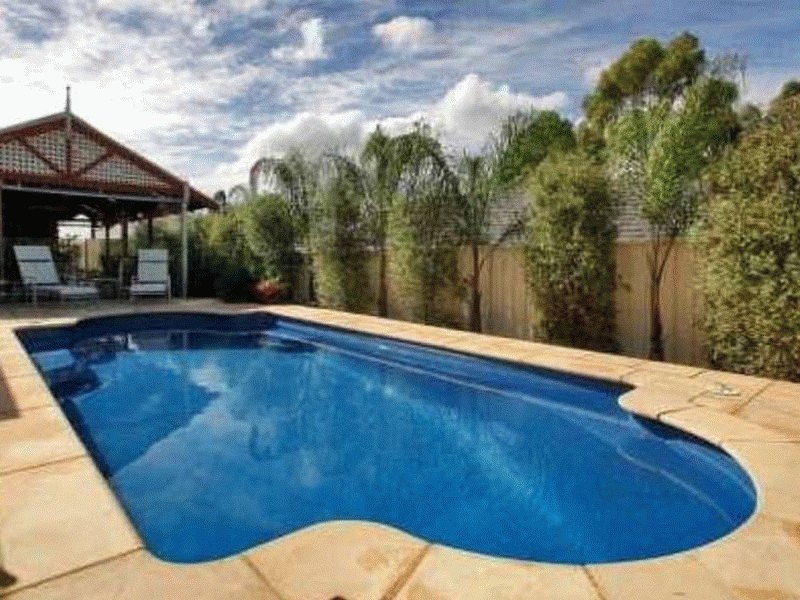 6 Aaron Avenue, Darlington SA 5047