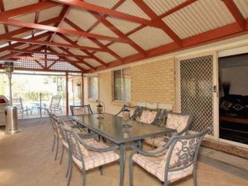 6 Aaron Avenue, Darlington SA 5047