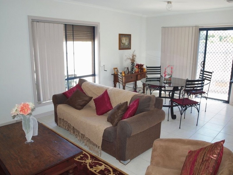 8 Berryman Street, Greenacres SA 5086