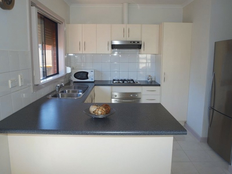 8 Berryman Street, Greenacres SA 5086