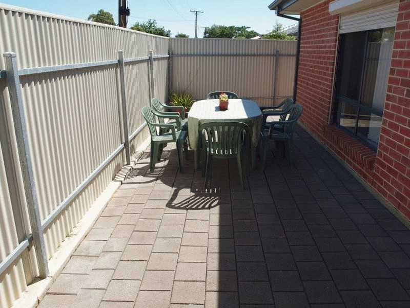 8 Berryman Street, Greenacres SA 5086