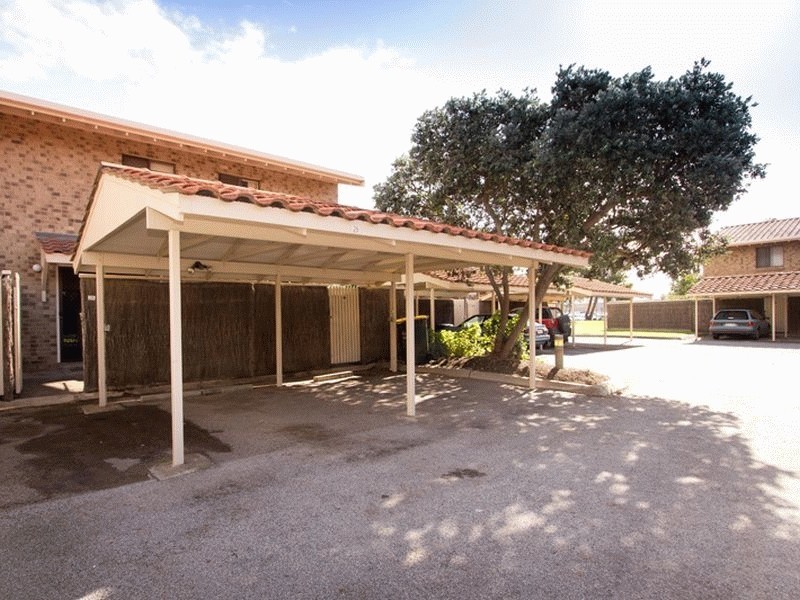 28 Sportsmans Drive, West Lakes SA 5021