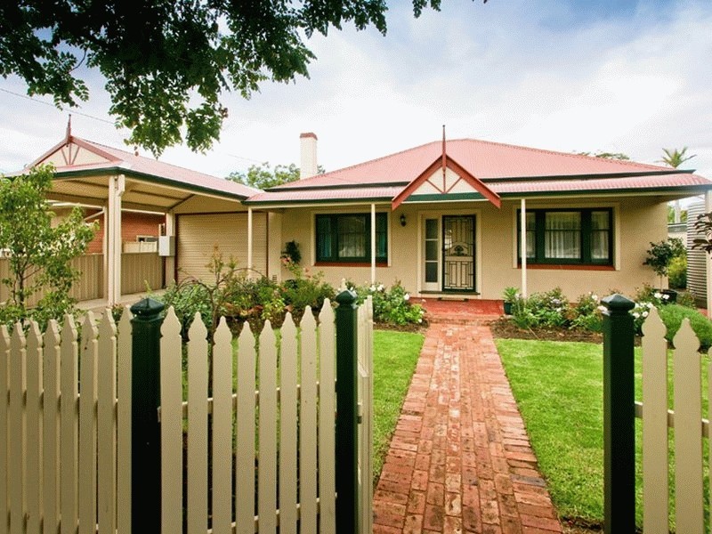 21 Robert Avenue, Broadview SA 5083