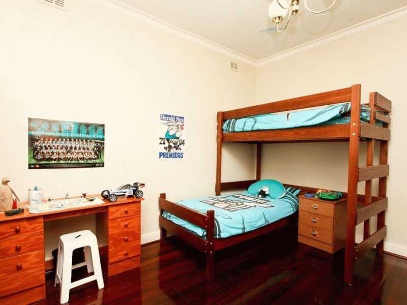 21 Robert Avenue, Broadview SA 5083