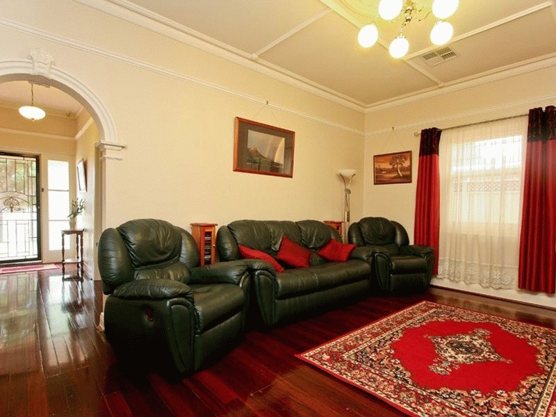 21 Robert Avenue, Broadview SA 5083