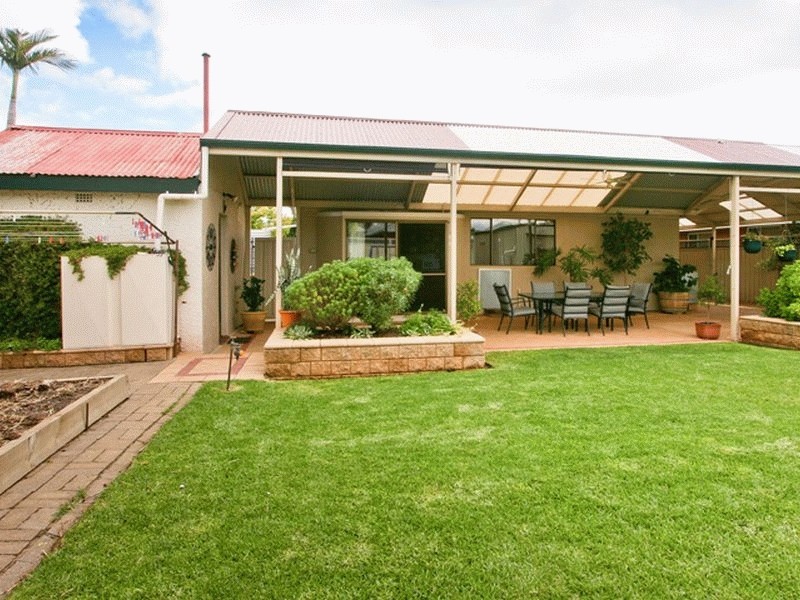 21 Robert Avenue, Broadview SA 5083