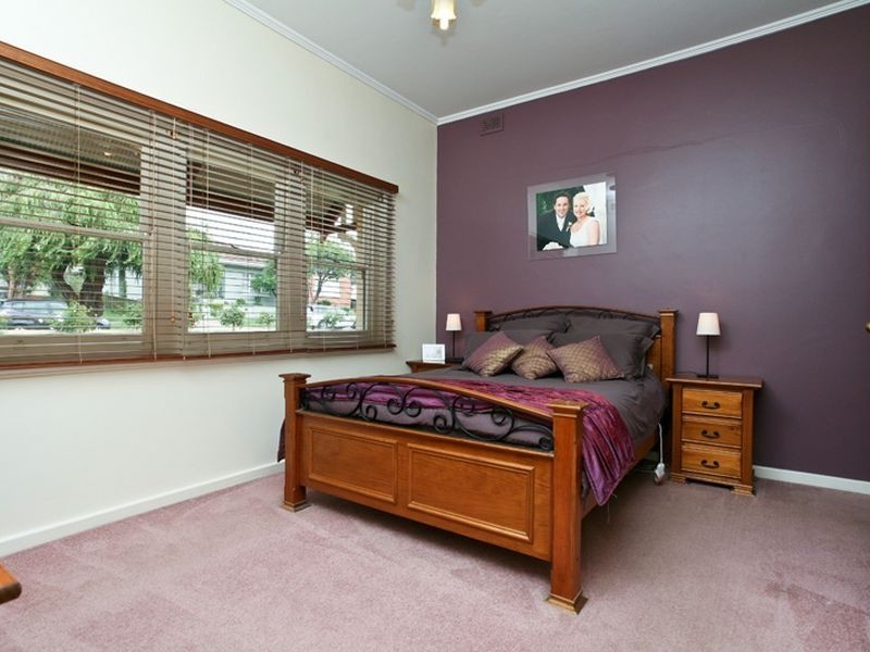 16 Enfield Avenue, Blair Athol SA 5084